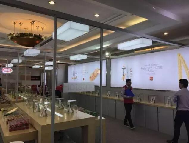 河南一辣條變身零食之王 設(shè)計風(fēng)格逆天遠銷海外